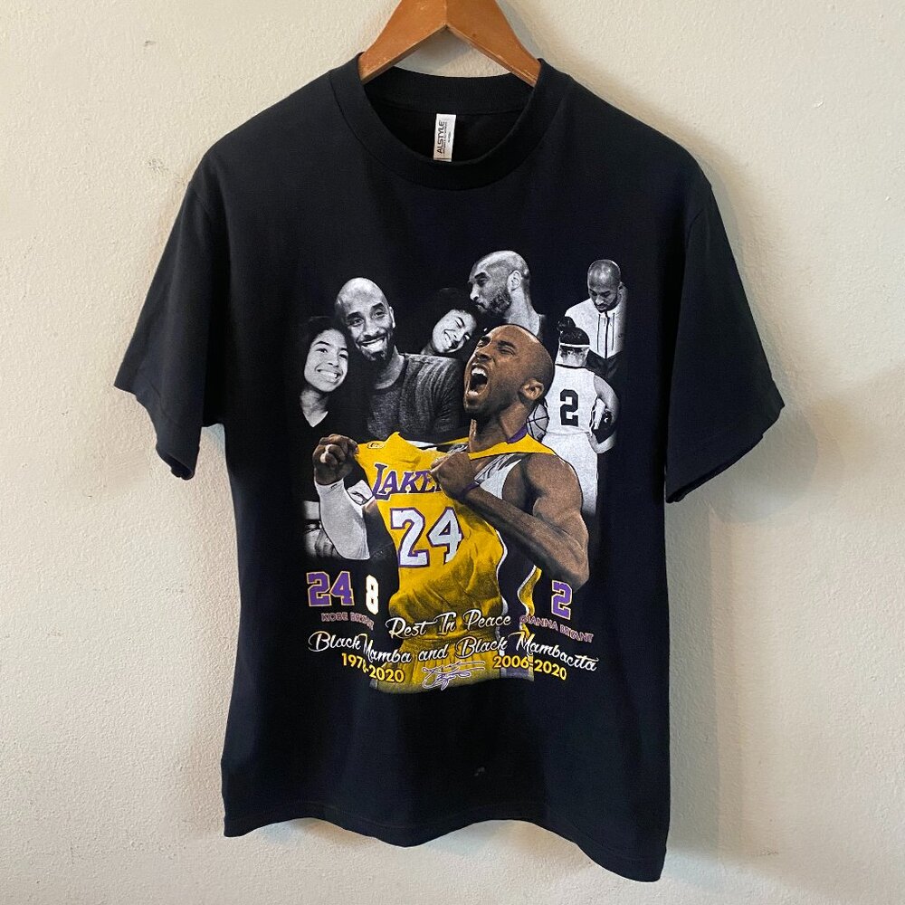 ALSTYLE MEDIUM KOBE BRYANT & GIANNA MEMORIAL TRIBUTE GRAPHIC T-SHIRT